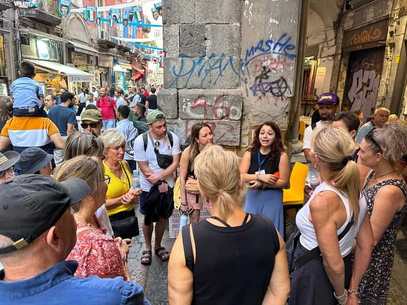 Naples: Street Food and Guided Sightseeing Walking Tour - Spaccanapoli and Via San Gregorio Armeno: nativity art with street bites