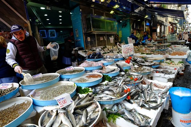 Naples Street Food Experience with local guide - Small Group Tour - Pignasecca Market: where the street-food story actually lands