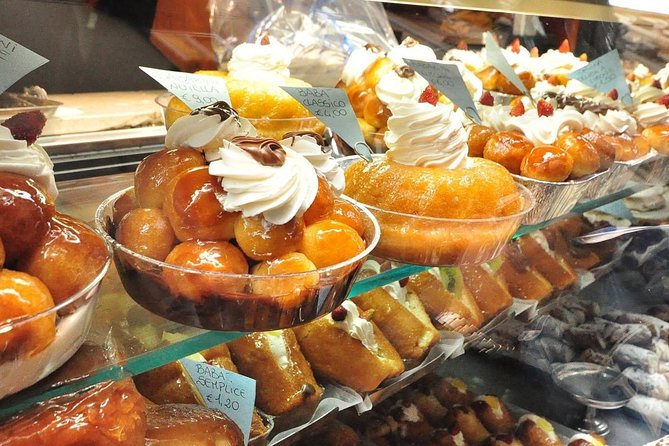 Naples Street Food Experience with local guide - Small Group Tour - Guide style and group dynamics: when it works best