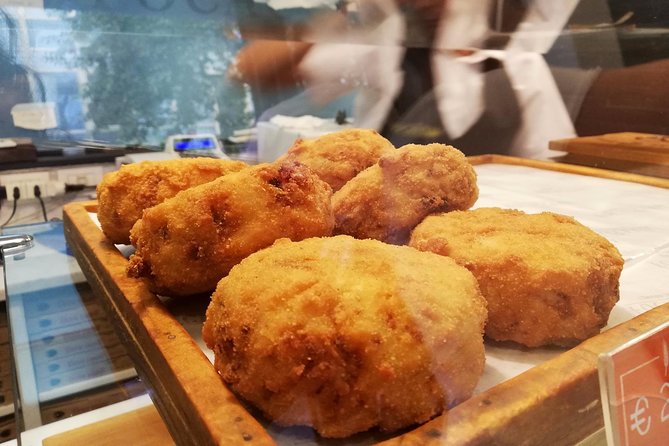 Naples Street Food Tour with a Native & Top Rated Expert - Via San Gregorio Armeno: Frittatina and the Limoncello Moment
