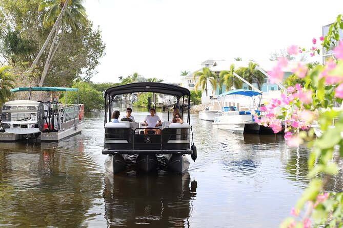 NAPLES TO KEEWAYDIN: your luxury water shuttle with all amenities - Beach setup included: chairs with canopy, towels, umbrella, shell bag