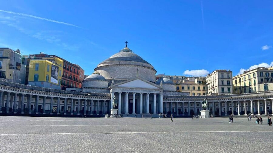 Naples: tour between Maschio Angioino and Plebiscito square - How to Prepare for a Quick, Walk-Heavy Tour
