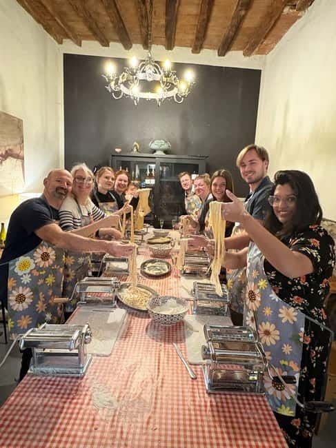 Naples: Traditional Italian Food Cooking Class at Restaurant - Key Reasons This Naples Class Works