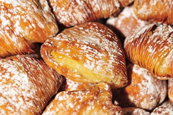 Naples Vomero: A Unique Traditional Food Tour by Do Eat Better - Stop 4 and 5: Cuoppo and Crocchè—two Neapolitan street symbols