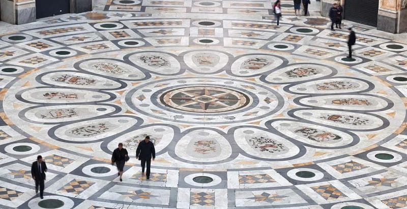 Naples Walking Food Tour: Street Food and Maradona Murales - Piazza del Plebiscito: The Big Open Finish with a Royal Backdrop