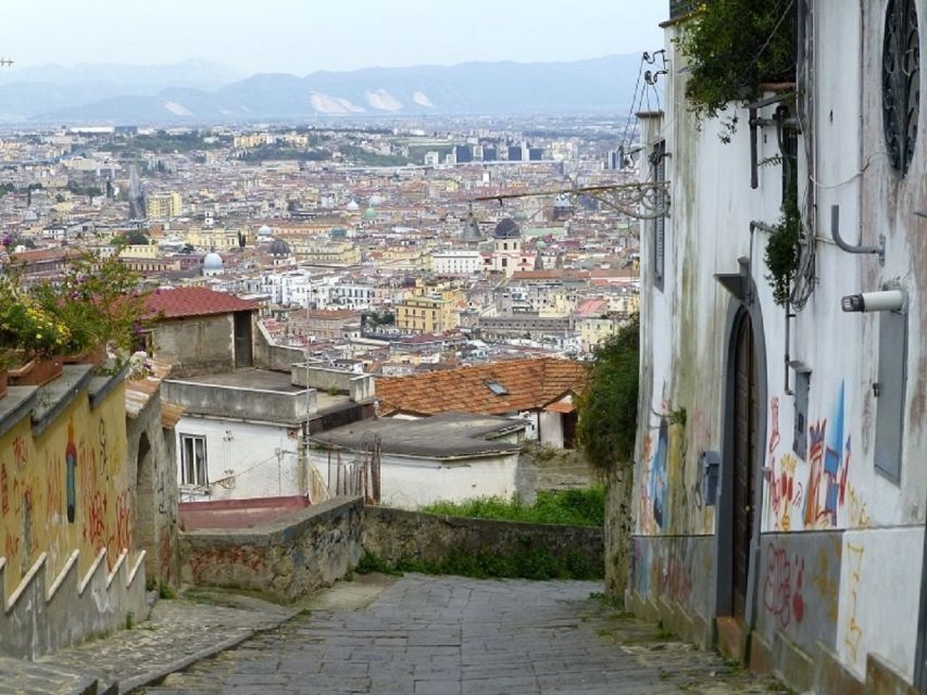Naples: Walking Through Contrasts and Panoramas - Pignasecca Market Finish: Taste Naples at Street Level