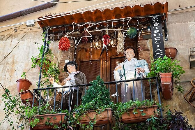 Naples walking tour + Neapolis buried - Key highlights to look for