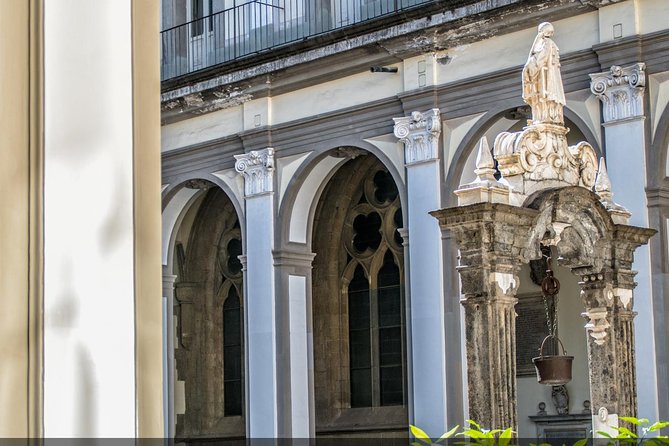 Naples Walking Tour with Underground Roman Ruins Ticket - The underground payoff: La Neapolis Sotterrata (Roman market underfoot)