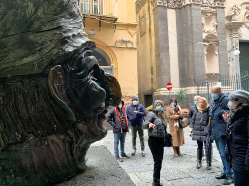 Napoli centro storico - tour in Italiano - Napoli Centro Storico in 2 hours: pace, meeting spot, and what fits