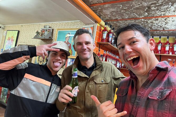 Napoli Pub Crawl in the Old Town - The Via Toledo and Dante Square stroll: more than just transit