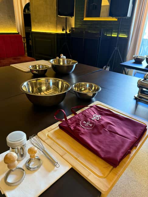 Napolitan Secrets: Pasta & Tiramisù Class for Food Lovers - The Eat-What-You-Make Part (Plus Wine)