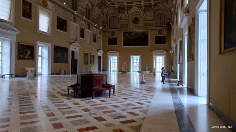National Archaeological Museum synchronized audioguided tour without QR or app - Pompeii and Herculaneum Rooms: Frescoes, Mosaics, and Villa Life