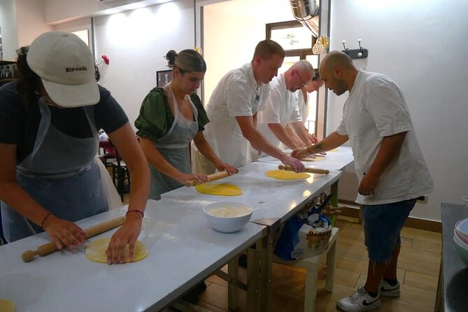 Neapolitan pasta homemade Cooking Lesson - Price and value: what $90.76 buys you in Naples