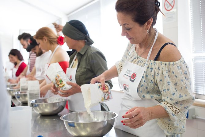 Neapolitan Pizzamaker for One Day - Key highlights at a glance