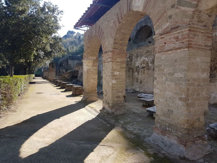 Phlegraean Fields: Cuma Baia and Pozzuoli private excursion - Leaving Naples fast: how the day starts (and why it matters)