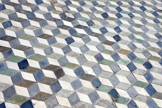 POMPEI IN & OUT - 3 hours relaxed private tour - Skip-the-line entry: what you gain (and what you don’t)