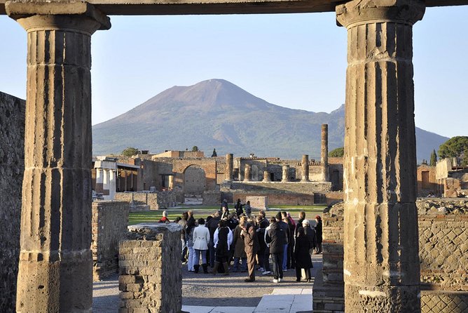 Pompei Skip The Line 2-Hours Guided Tour in English or Italian - Your 2-Hour Guided Walk: What You Actually Get in Pompeii