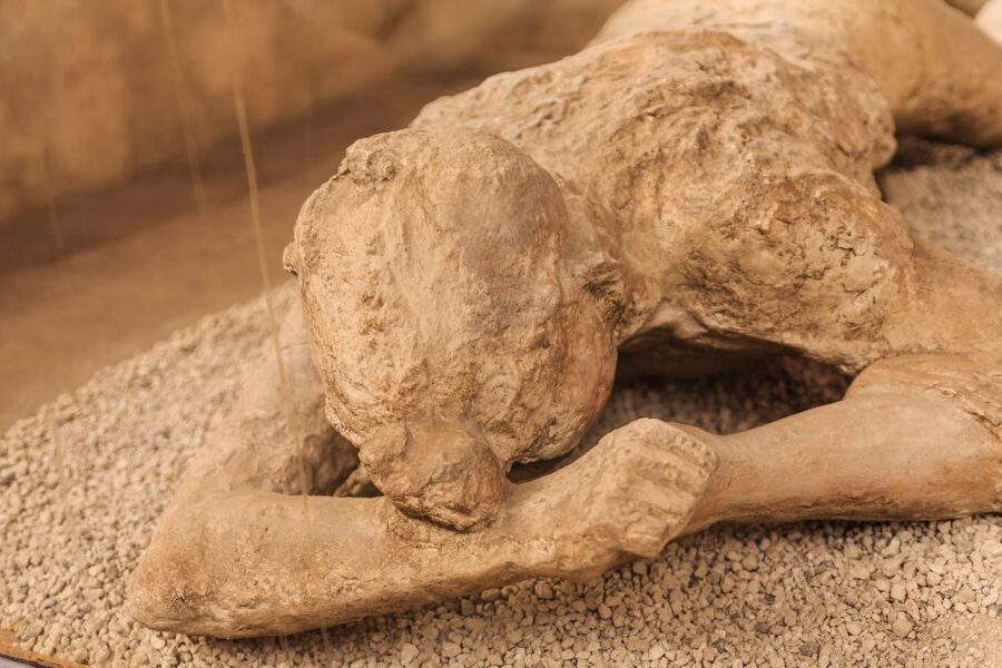 Pompeii: 2-Hour Guided Tour with an Archaeologist - The big story UNESCO hinted at: one city, one moment