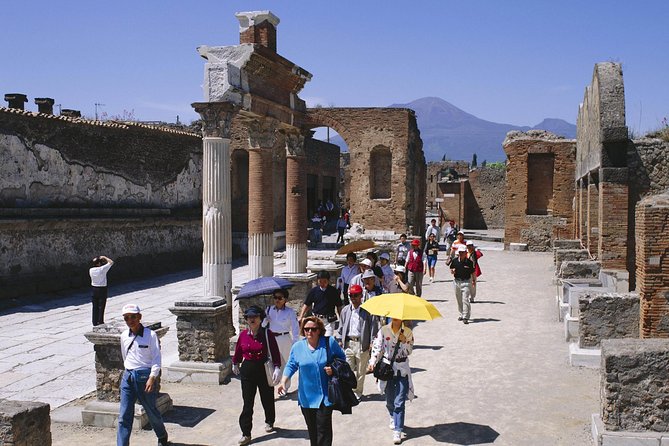 Pompeii 2-hour Private Tour with an Archaeologist-Ticket included - Granaries of the Forum: the small details that hit hard