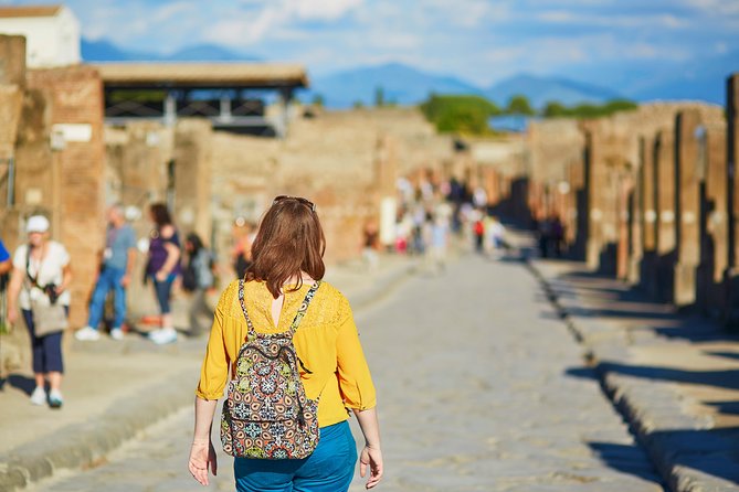 Pompeii 2-hour Private Tour with an Archaeologist-Ticket included - The walk starts at Porta Marina: seeing Pompeii’s street life early