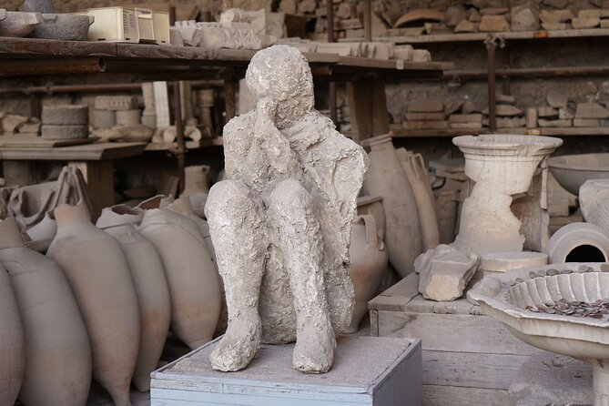 Pompeii 3 Hours Walking Tour Led by an Archaeologist - Main street walking: connecting the city’s spine