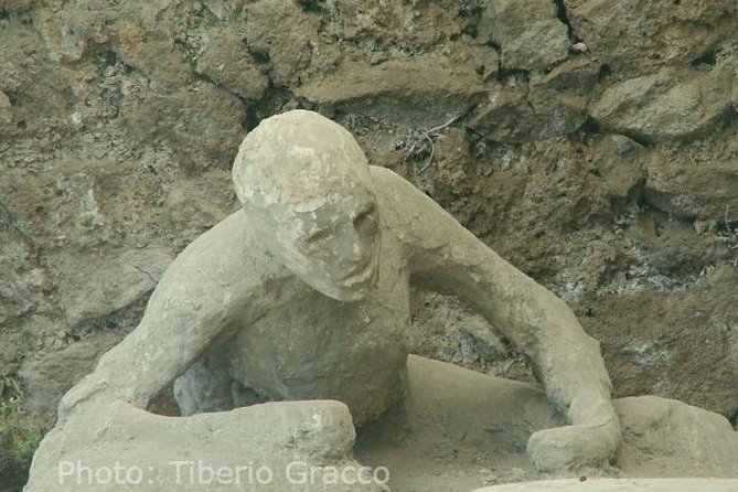 Pompeii and Herculaneum Day Tour - with Lunch from Naples - Lunch break between sites: the reset that keeps the day enjoyable