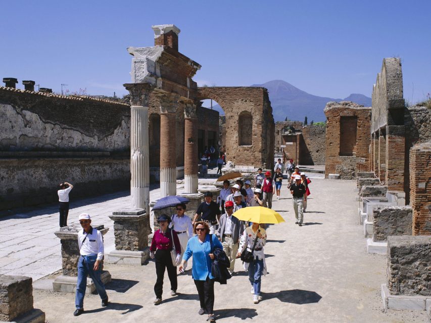 Pompeii and Herculaneum: Private Tour with Transportation - Why Pompeii + Herculaneum in one day works