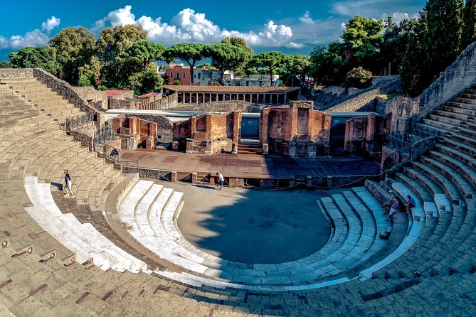 Pompeii and Herculaneum Ruins Private Tour - Herculaneum (Ercolano): the 1.5-hour stop that keeps the day balanced
