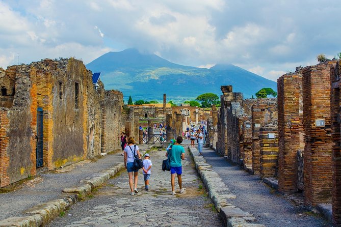 Pompeii and Herculaneum small group tour - skip the line - Teatro Piccolo to Teatro Grande: Pompeii’s performance spaces
