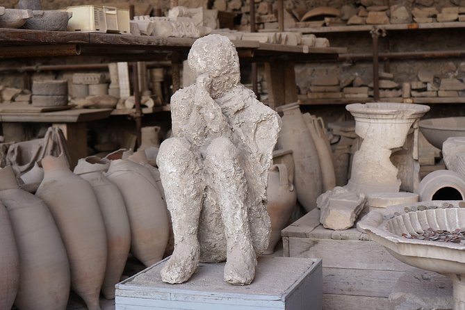 Pompeii and Herculaneum small group tour - skip the line - The train transfer: the part of the day you should plan for