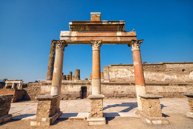 Pompeii and Herculaneum small group tour - skip the line - Herculaneum house tour: rooms with charred wood and startling details
