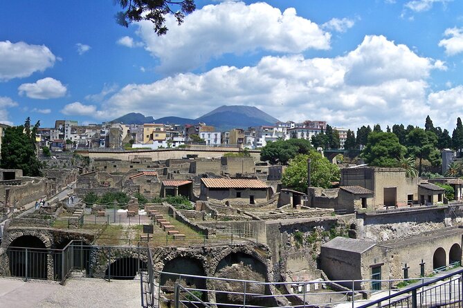 Pompeii and Herculaneum Small-Group with an Expert Archaeologist - Pompeii and Herculaneum in one long day: what you’re really buying