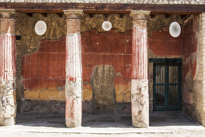 Pompeii and Naples Tour by High-Speed Train - Mount Vesuvius Crater Walk: The Short Hike That Counts