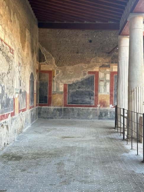 Pompeii and Vesuvius Cellars: Tour with Pick-Up in Positano - Key things to notice before you go