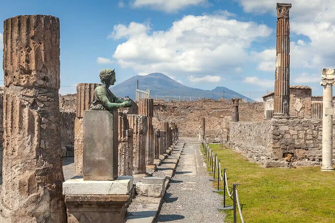 Pompeii and Vesuvius Private Tour from Naples - Key highlights at a glance