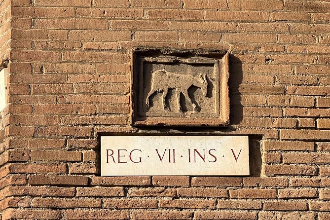 Pompeii and Vesuvius Private Tour from Naples - Stop 2: Parco Nazionale del Vesuvio and the Volcano Experience