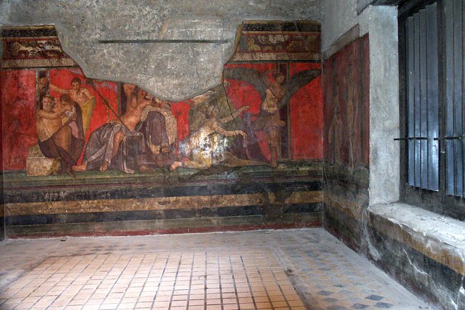 Pompeii and Villa of the Mysteries Private Tour - When a moving site needs a good guide