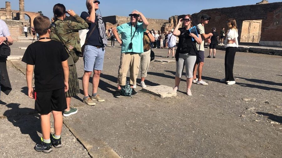 Pompeii: AR Glasses Augmented Reality Tour - Price and Value: Is $20 a Good Deal in Pompeii?