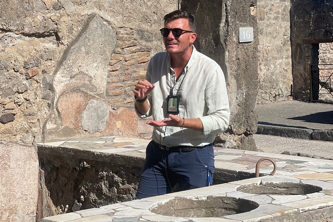 Pompeii Archaeological Park Tour - Seeing bodies and understanding the eruption