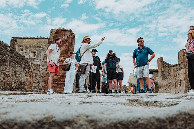 Pompeii Archaeological Small-Group tour for 15 people - Granaries of the Forum: Casts, Fountains, and Details That Matter