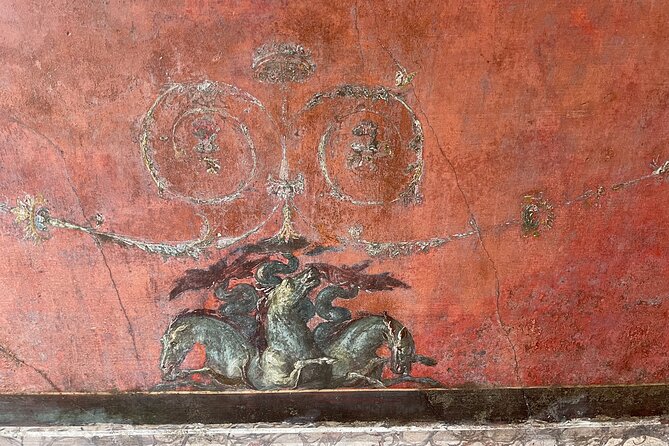 Pompeii Express: 1-Hour Guided Tour - The famous mosaic stop: Beware of the dog (quick, iconic, memorable)