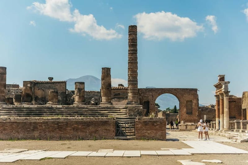 Pompeii: Group Tour with an Archeologist Guide - Headsets, Group Size, and the Real-Life Pace