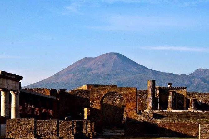 Pompeii Guided Group Tour with Entry Ticket and Archaeologist - Meeting at Porta Marina Superiore: the part that can make or break your start