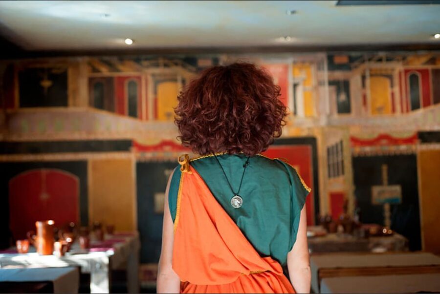 Pompeii: guided tour all inclusive and optional Roman lunch - The Roman lunch at Caupona: a reconstructed tavern, not just a meal