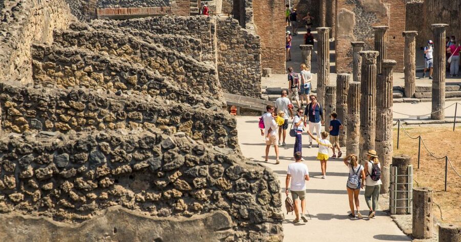 Pompeii: Guided Tour and Skip-the-Line Ticket - Thermopolium and Pistrinum: Street Food in Ancient Pompeii