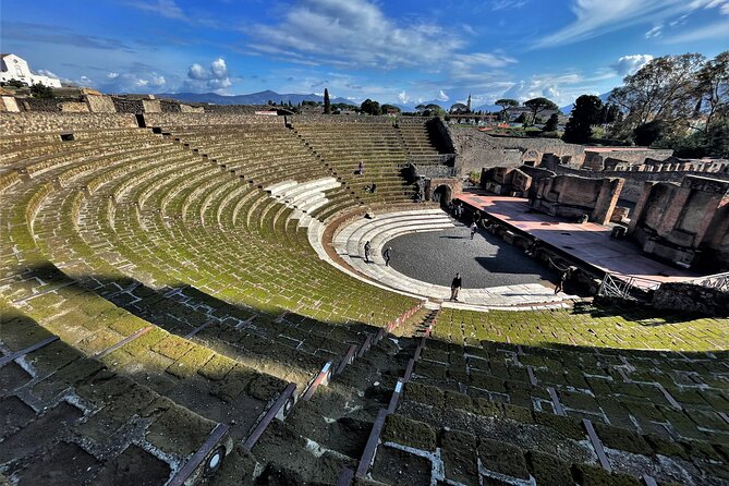 Pompeii Guided Tour from Naples with Skip-the-Line Entry - Small Group Size (Max 20): Why It Feels Less Like a Factory Tour