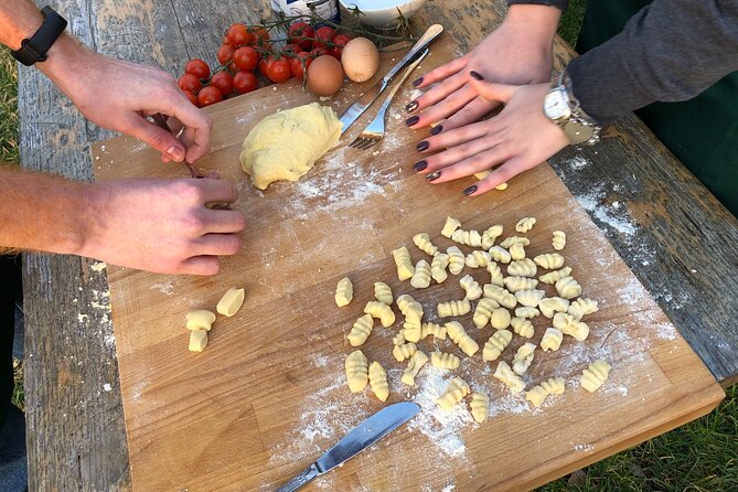 Pompeii: guided tour of the ruins and cooking class fresh pasta - Gragnano DOC wine with lunch: why it’s more than just a drink
