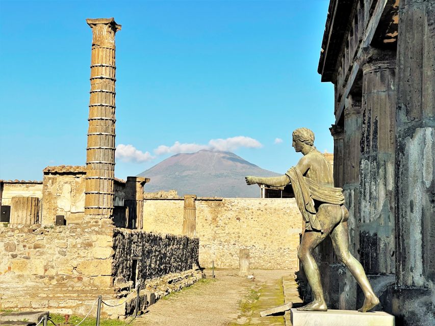 Pompeii: Guided Tour & Skip the Line Ticket - How Vesuvius fits into the story, not just the headline