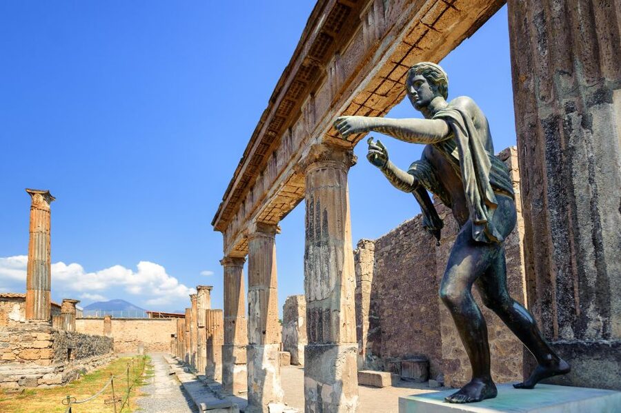 Pompeii Guided Tour with Archaeologist - What the Guide Explains About Vesuvius in 79 A.D.