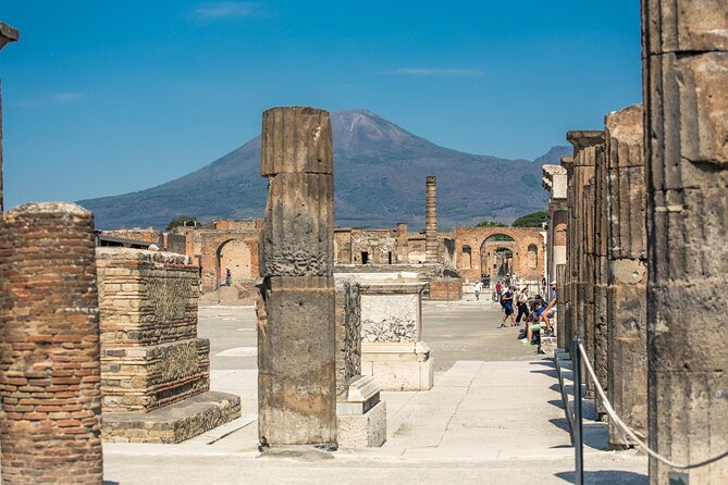 Pompeii: Guided Tour with Priority Entrance - Priority Entry at Pompeii: Why “Skip the Line” Actually Matters